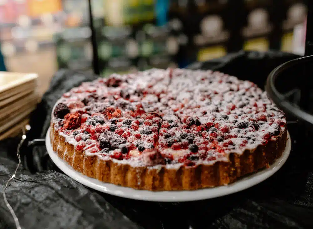 CH1A8611hlitteral Delicious cake